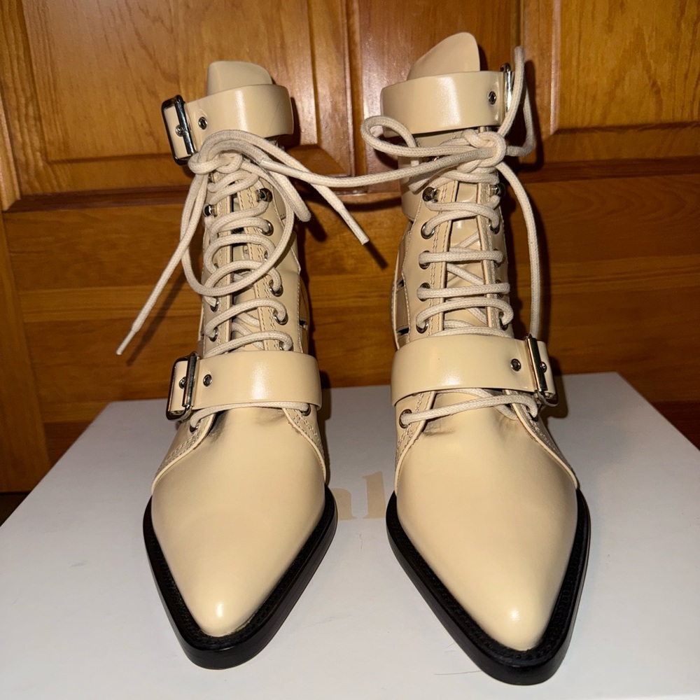 Chloe Rylee Boots NEW - Picture 3 of 9